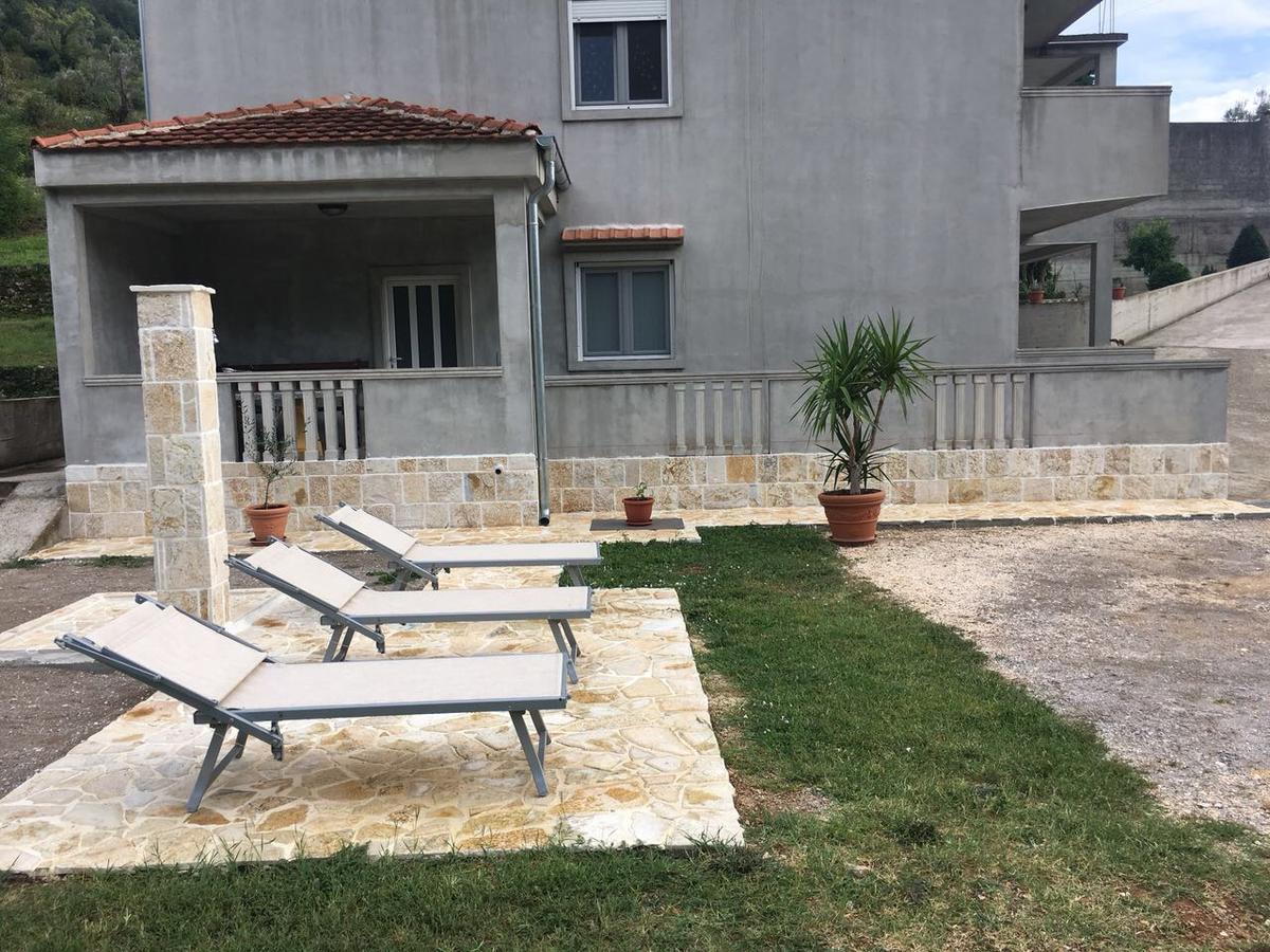 Apartment Elena Τίβατ Εξωτερικό φωτογραφία