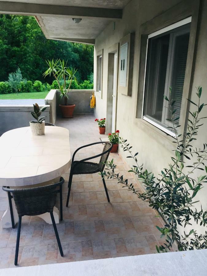 Apartment Elena Τίβατ Εξωτερικό φωτογραφία