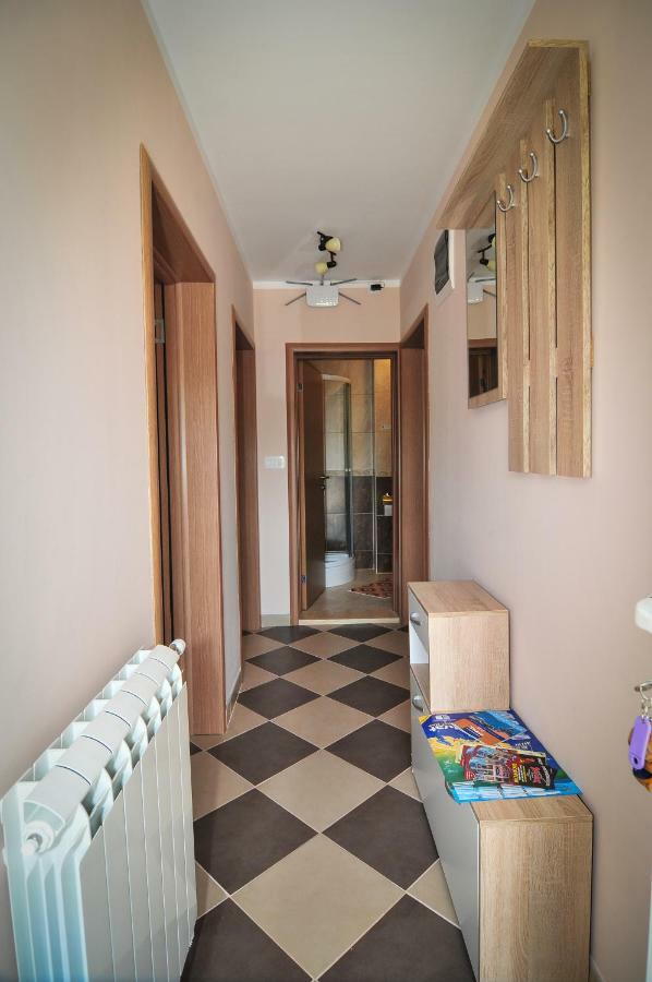 Apartment Elena Τίβατ Εξωτερικό φωτογραφία